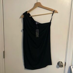 Tinley Road Women’s off the shoulder top size XS